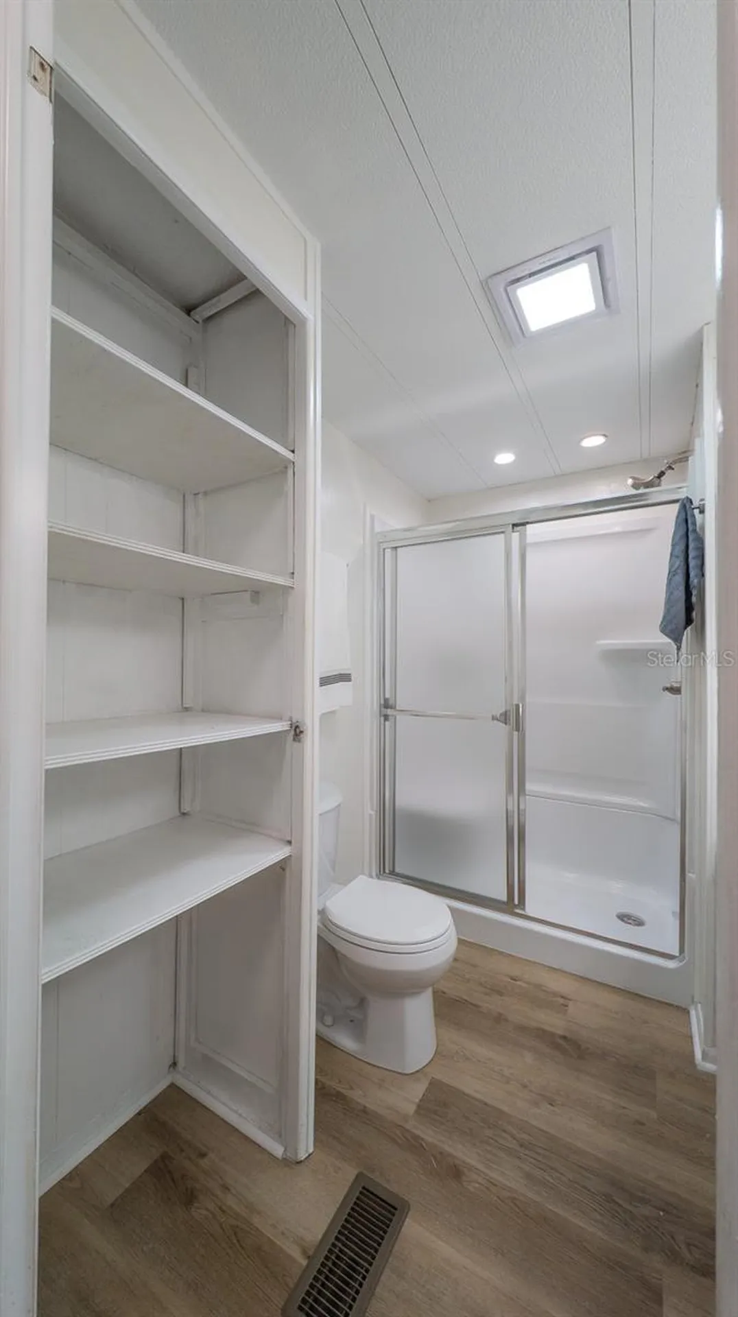229 Dixie Tarpon Springs FL 34689