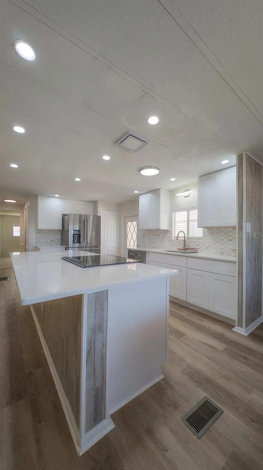 229 Dixie Tarpon Springs FL 34689