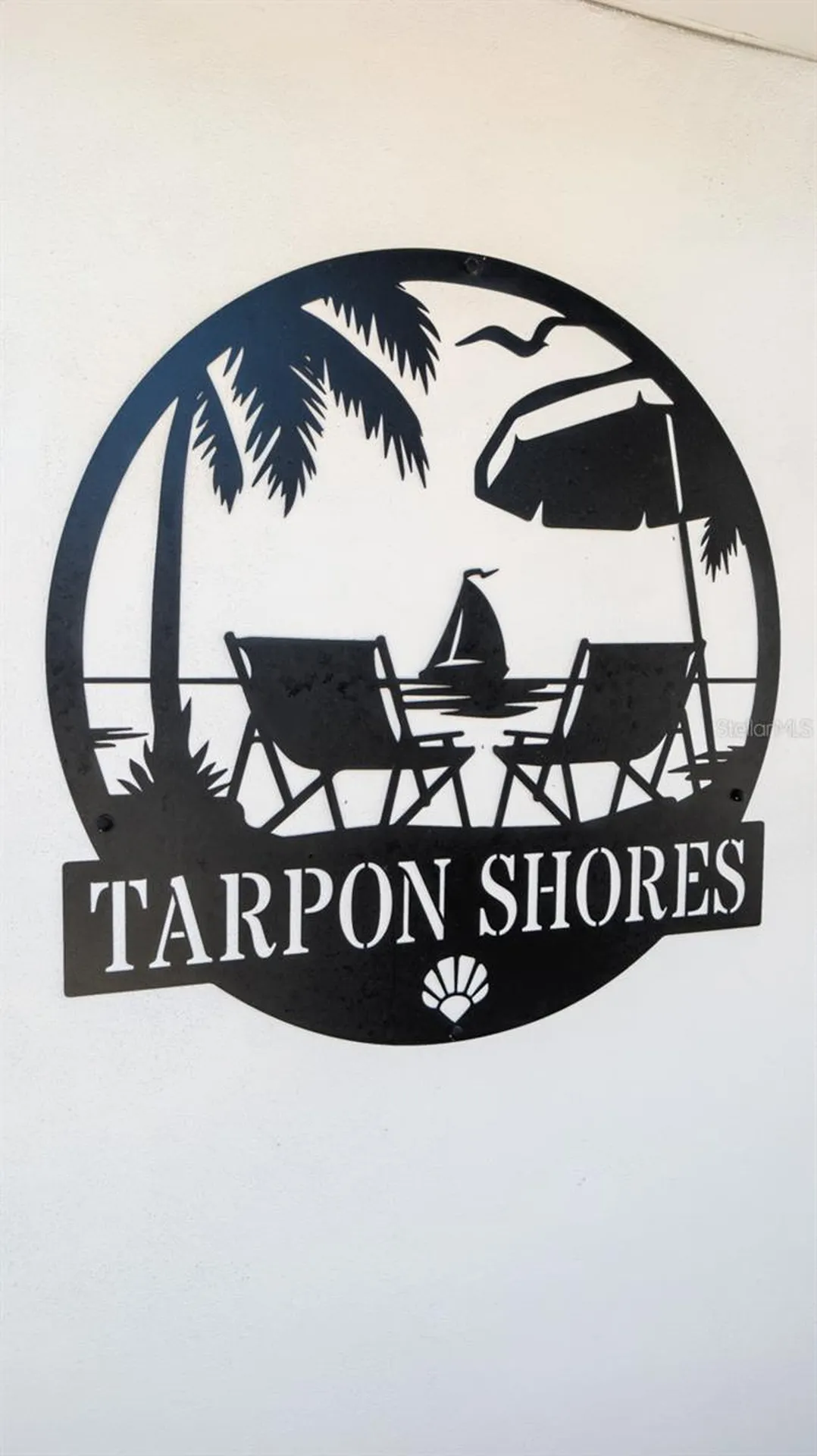229 Dixie Tarpon Springs FL 34689