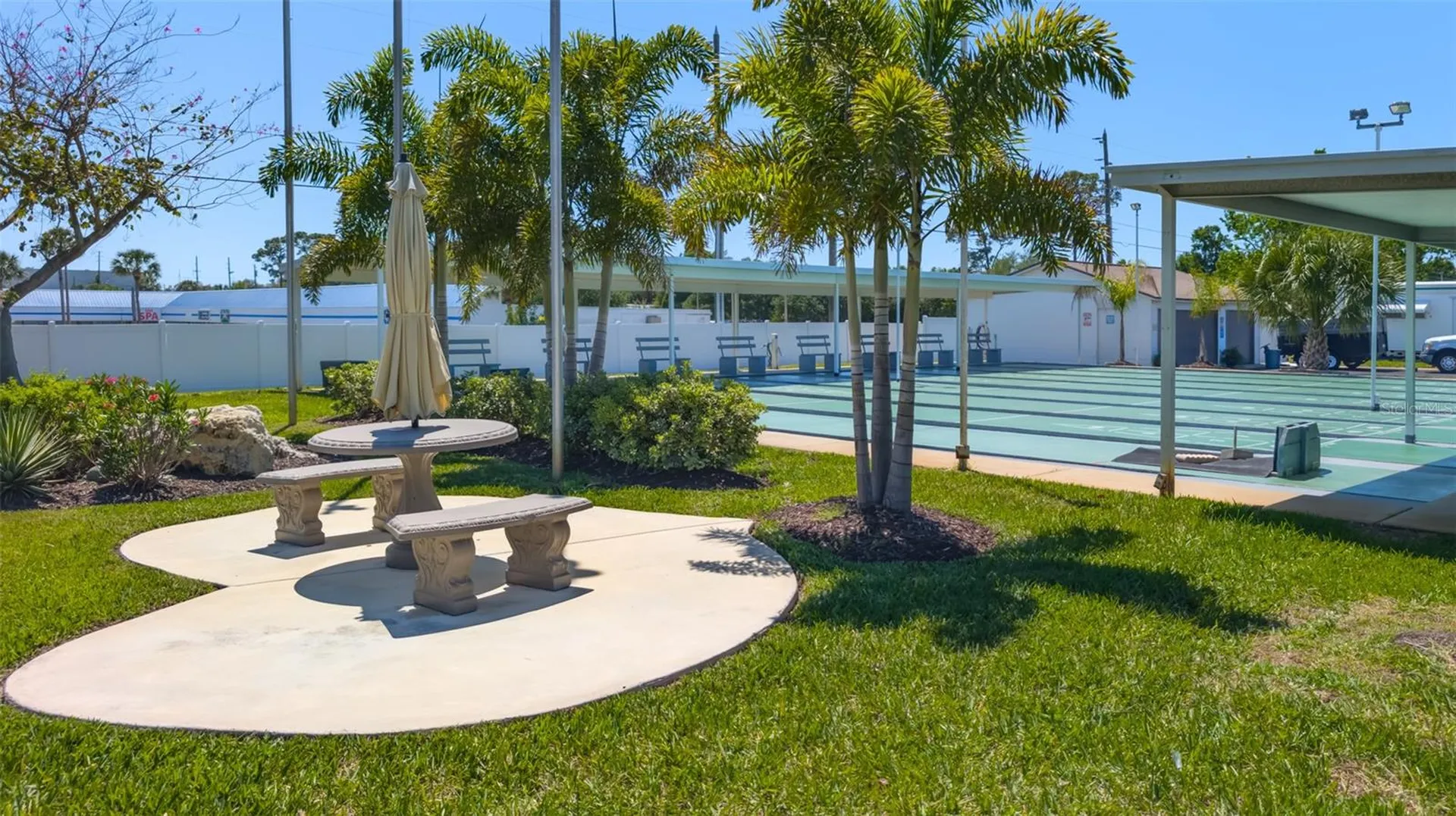 229 Dixie Tarpon Springs FL 34689