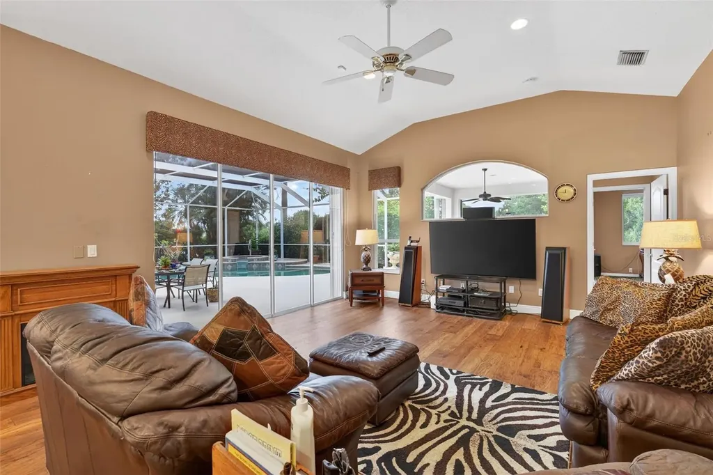 4940 Bridgehampton Boulevard Sarasota FL 34238