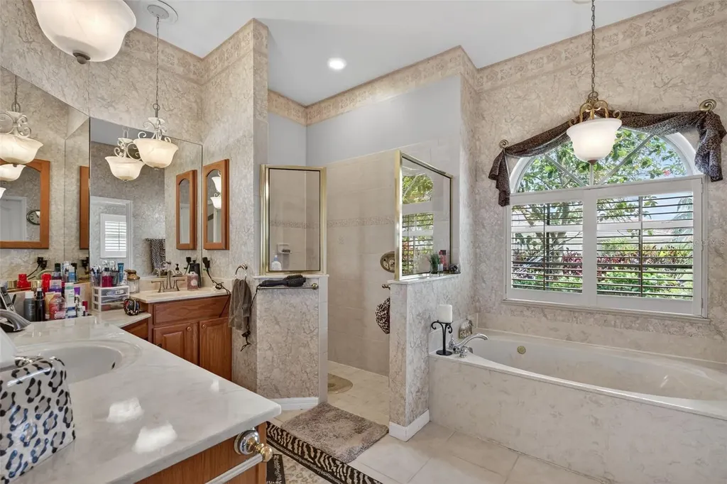 4940 Bridgehampton Boulevard Sarasota FL 34238