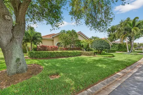 4940 Bridgehampton Boulevard Sarasota FL 34238