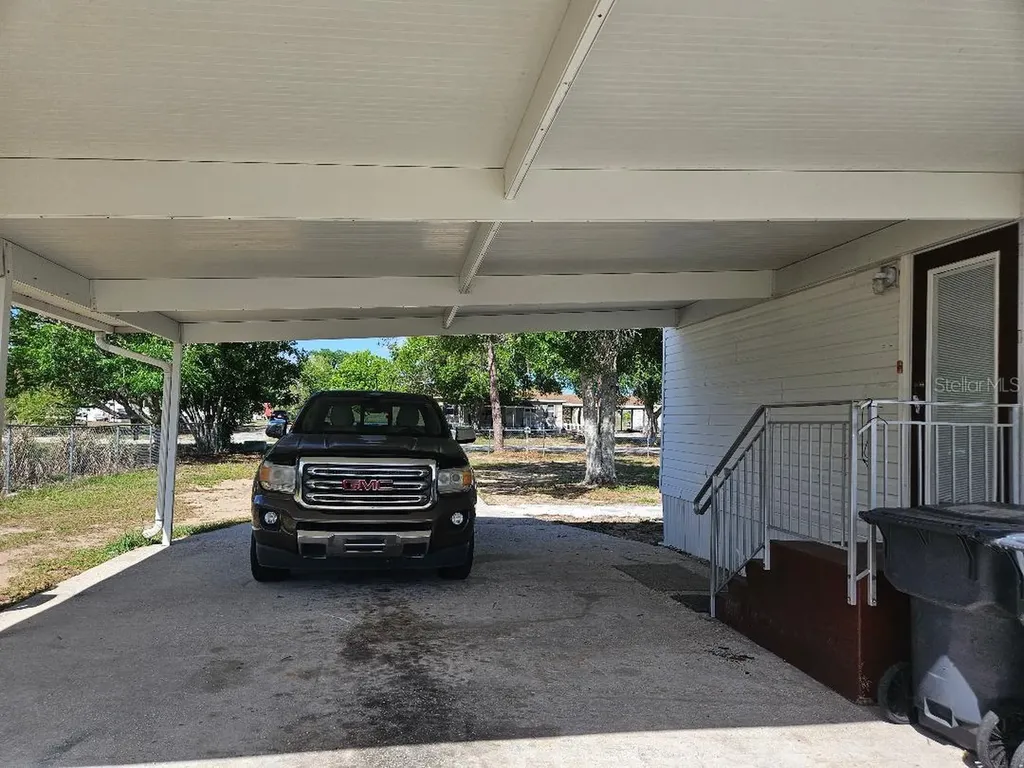 4136 Rolling Hills Court E Lake Wales FL 33898