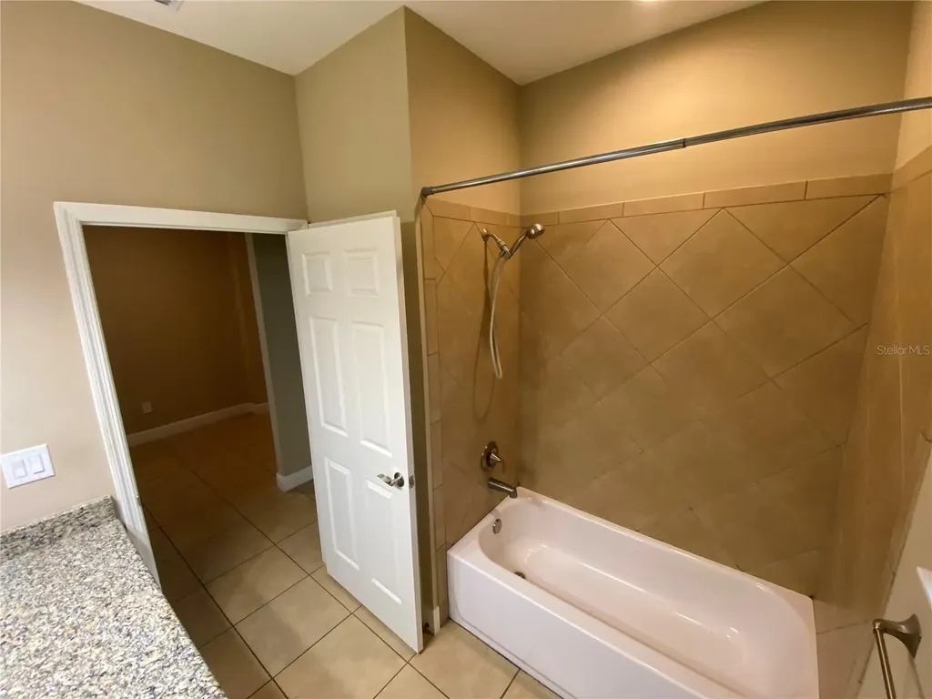 532 Manns Harbor Drive Apollo Beach FL 33572