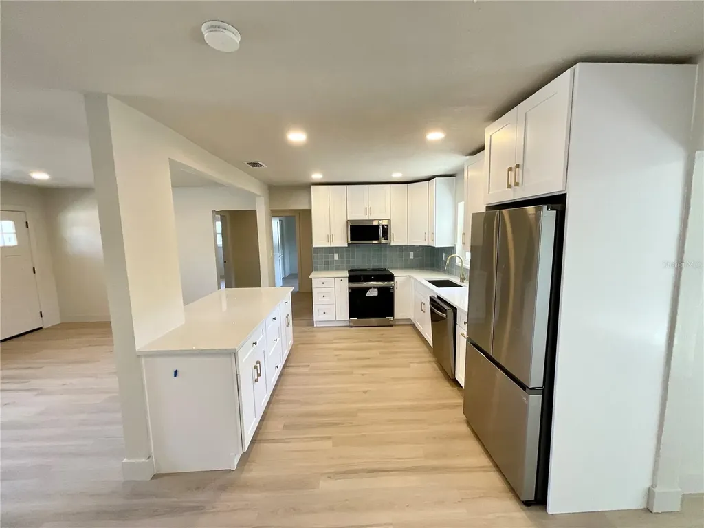 644 Manor Drive W Dunedin FL 34698