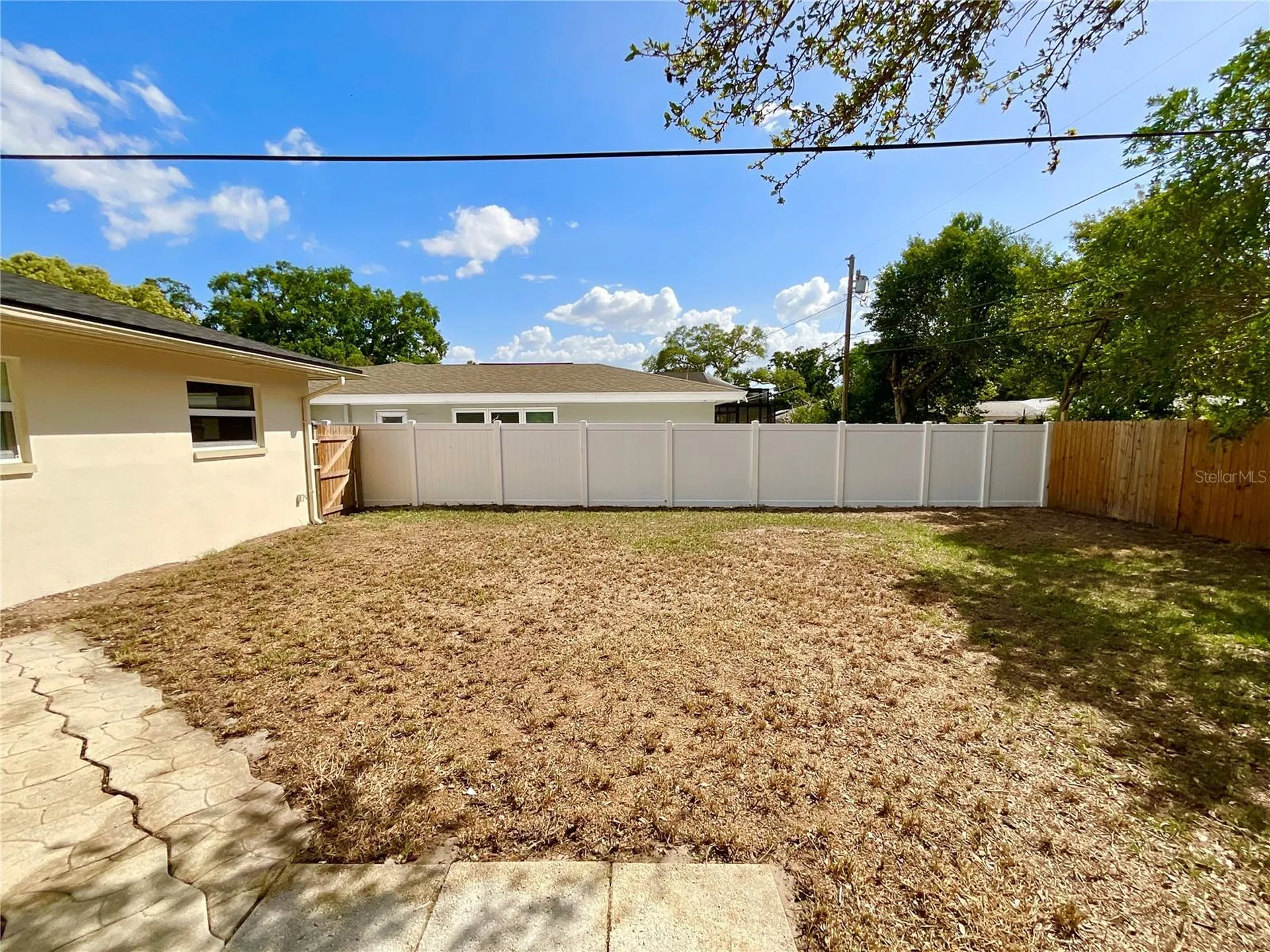 644 Manor Drive W Dunedin FL 34698