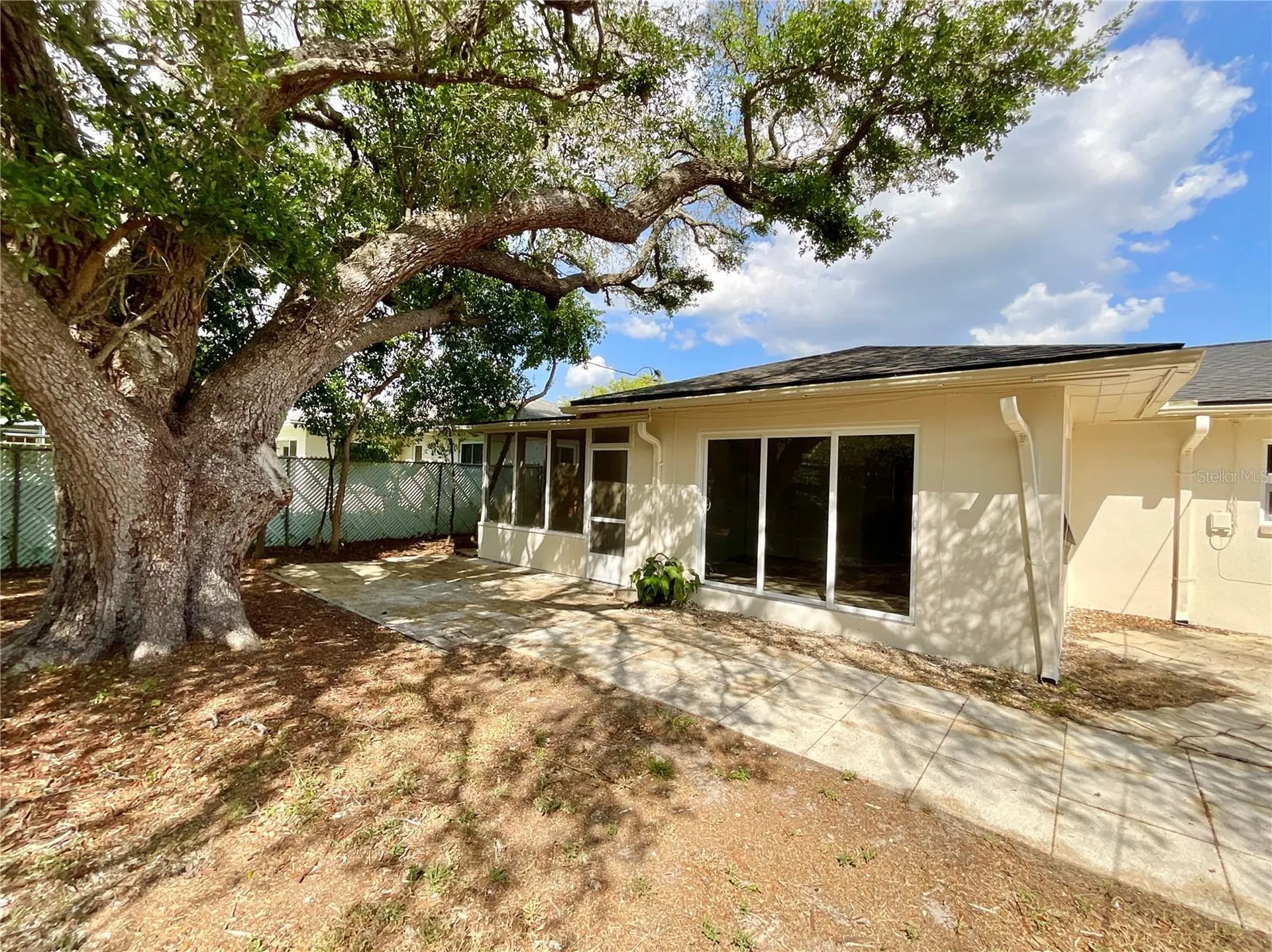 644 Manor Drive W Dunedin FL 34698