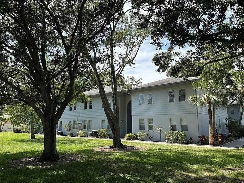 10800 Us Highway 19 N Pinellas Park FL 33782