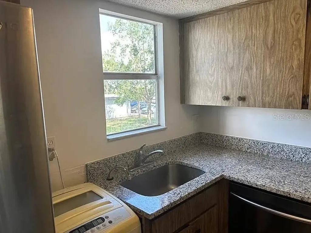 10800 Us Highway 19 N Pinellas Park FL 33782