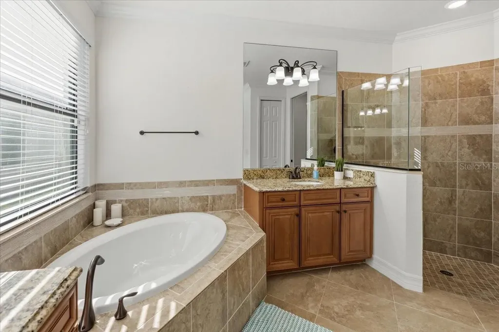 16717 Bwana Place Bradenton FL 34211