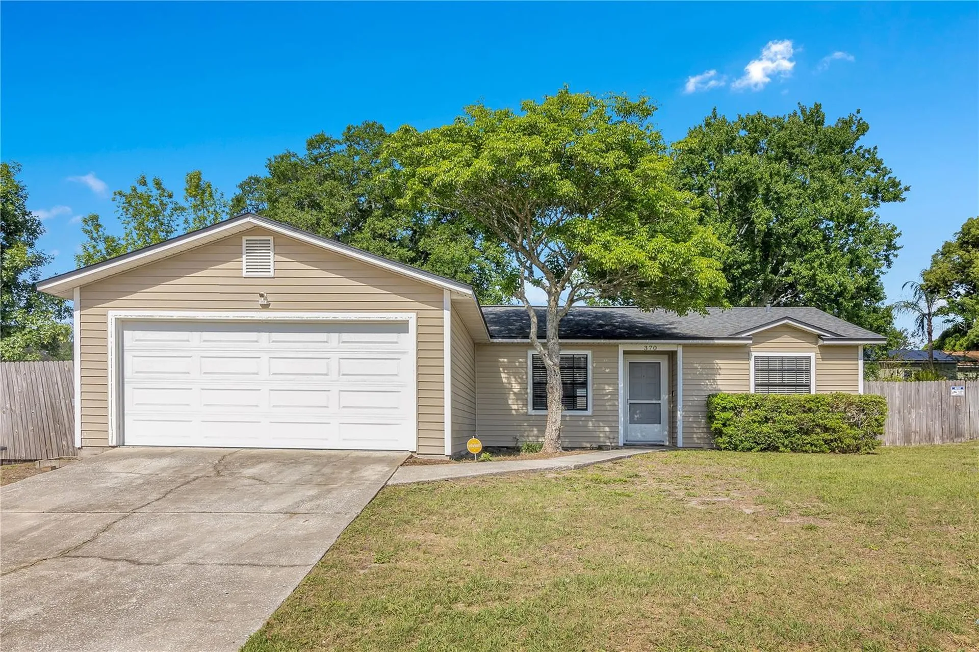 370 N Lake Avenue Apopka FL 32703