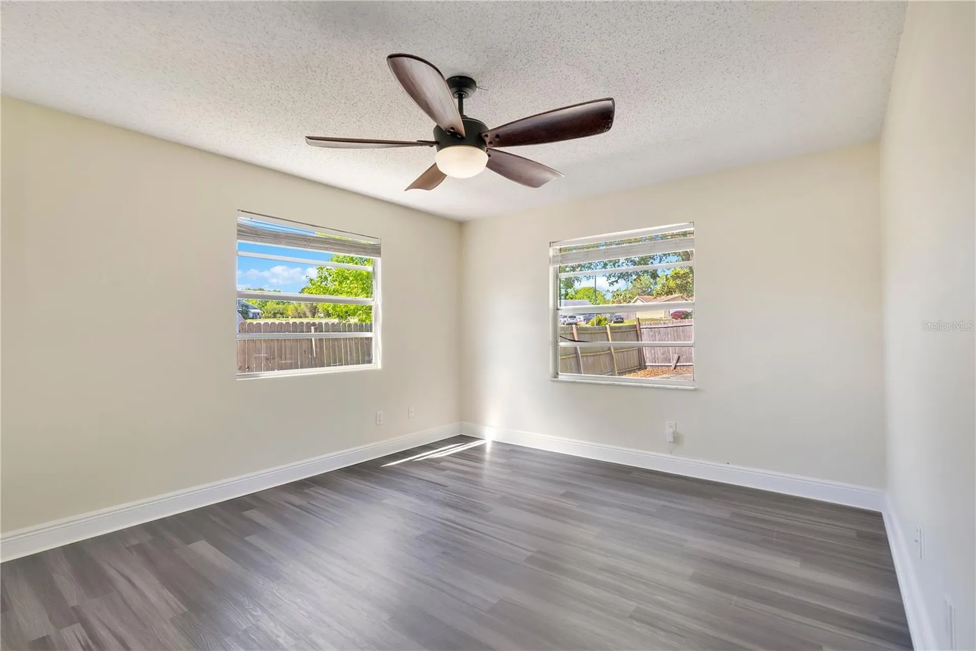 370 N Lake Avenue Apopka FL 32703