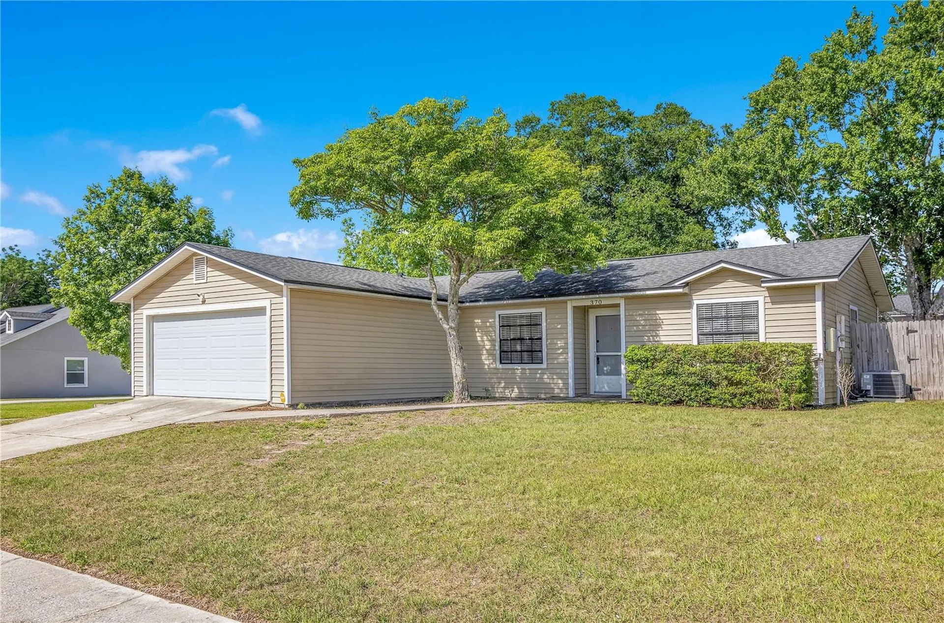 370 N Lake Avenue Apopka FL 32703