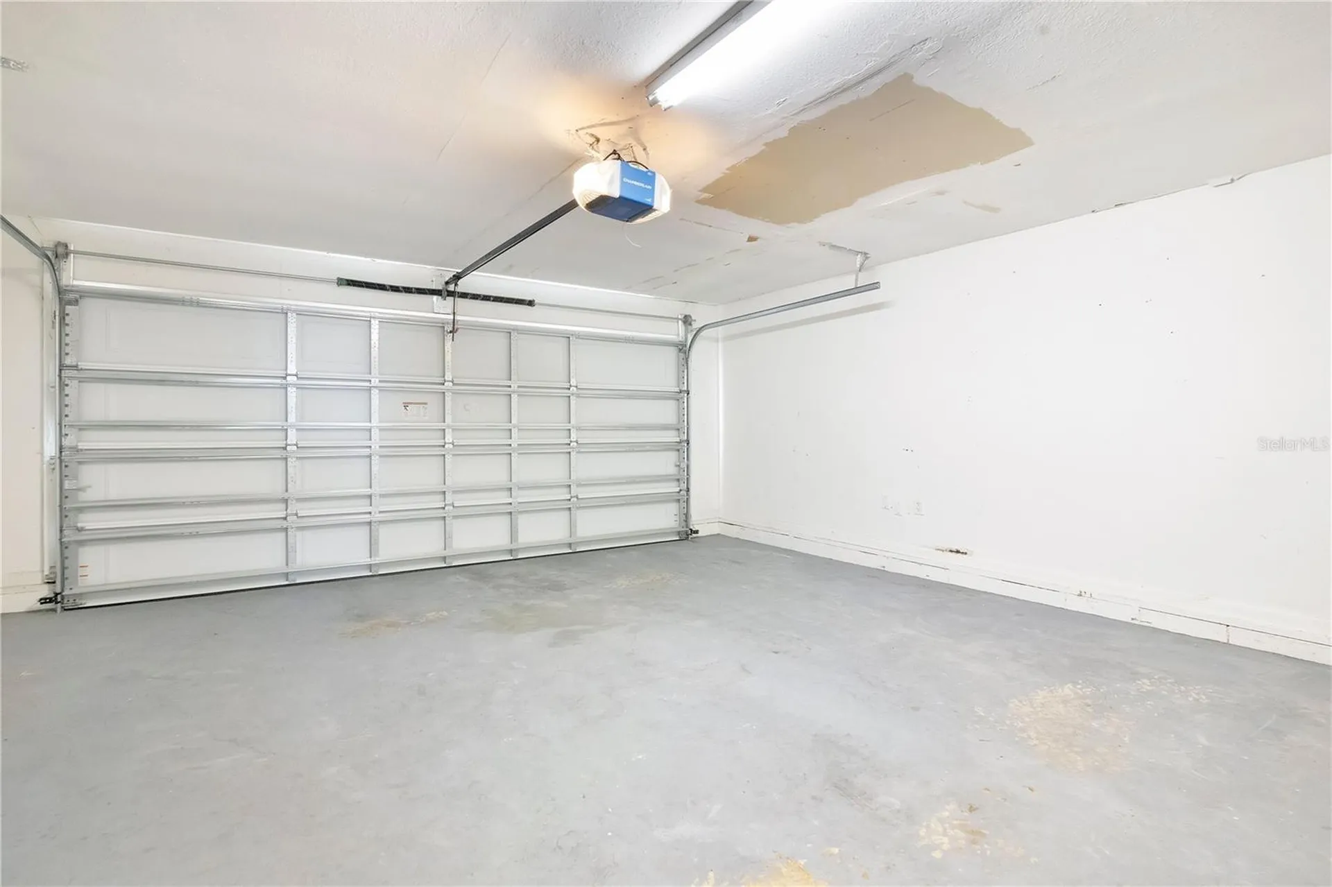 370 N Lake Avenue Apopka FL 32703