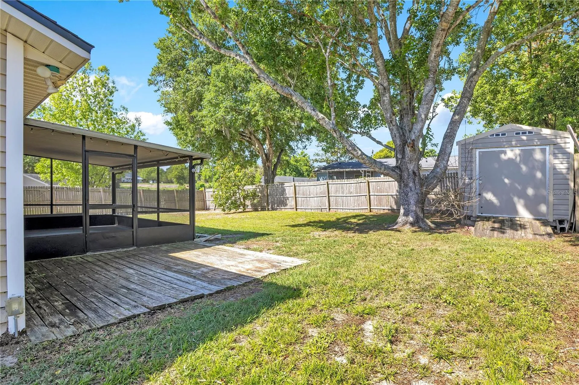 370 N Lake Avenue Apopka FL 32703