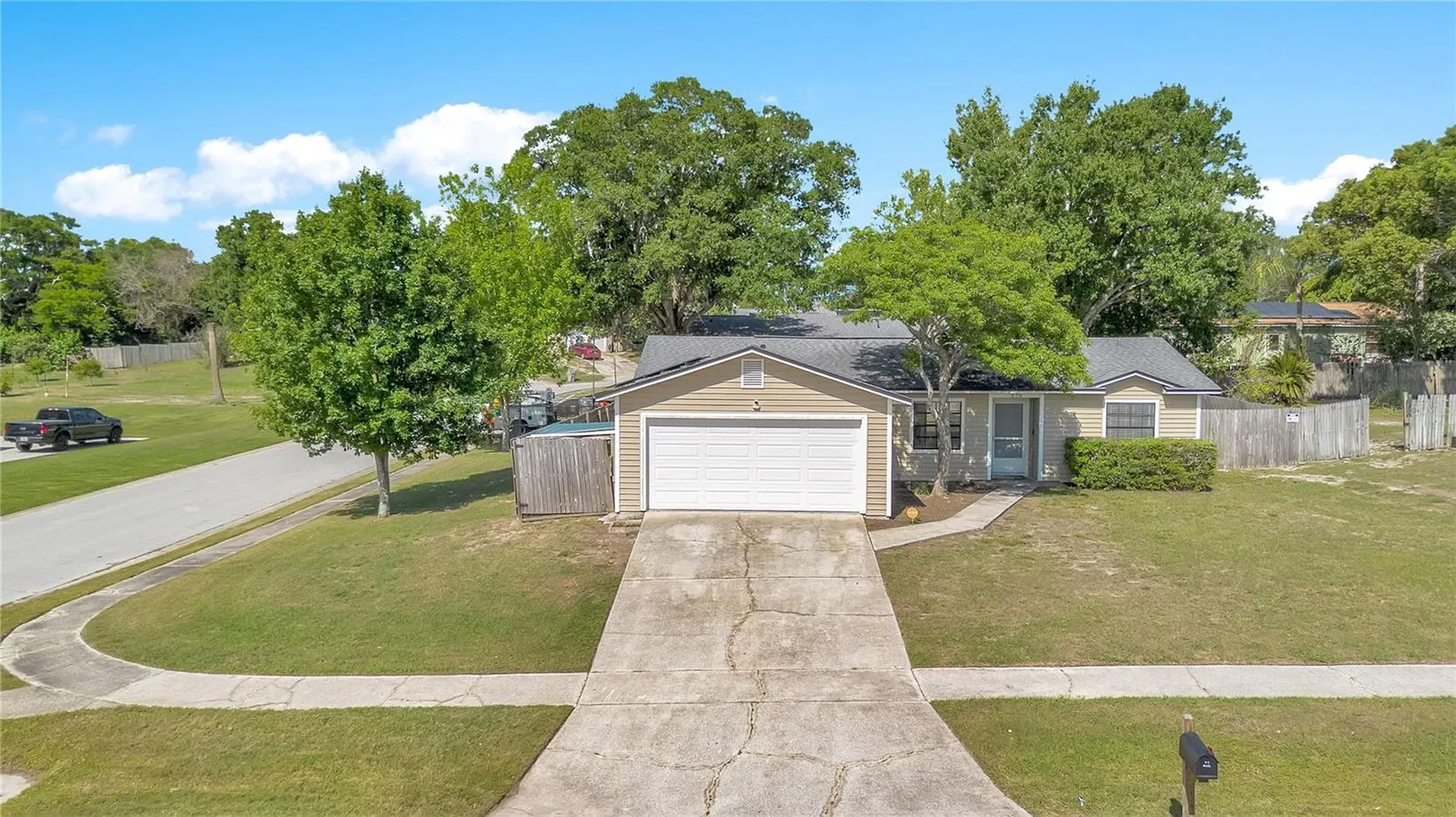 370 N Lake Avenue Apopka FL 32703