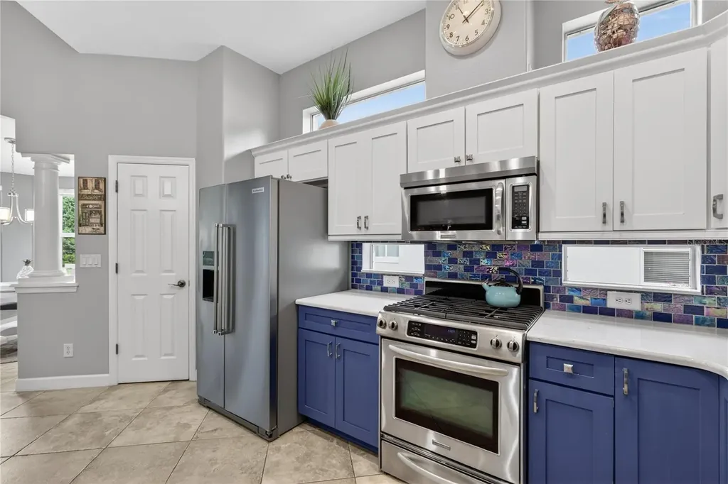 8927 Bridgeport Bay Circle Mount Dora FL 32757