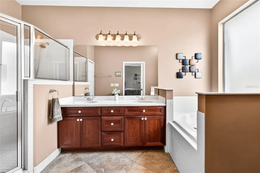 8927 Bridgeport Bay Circle Mount Dora FL 32757