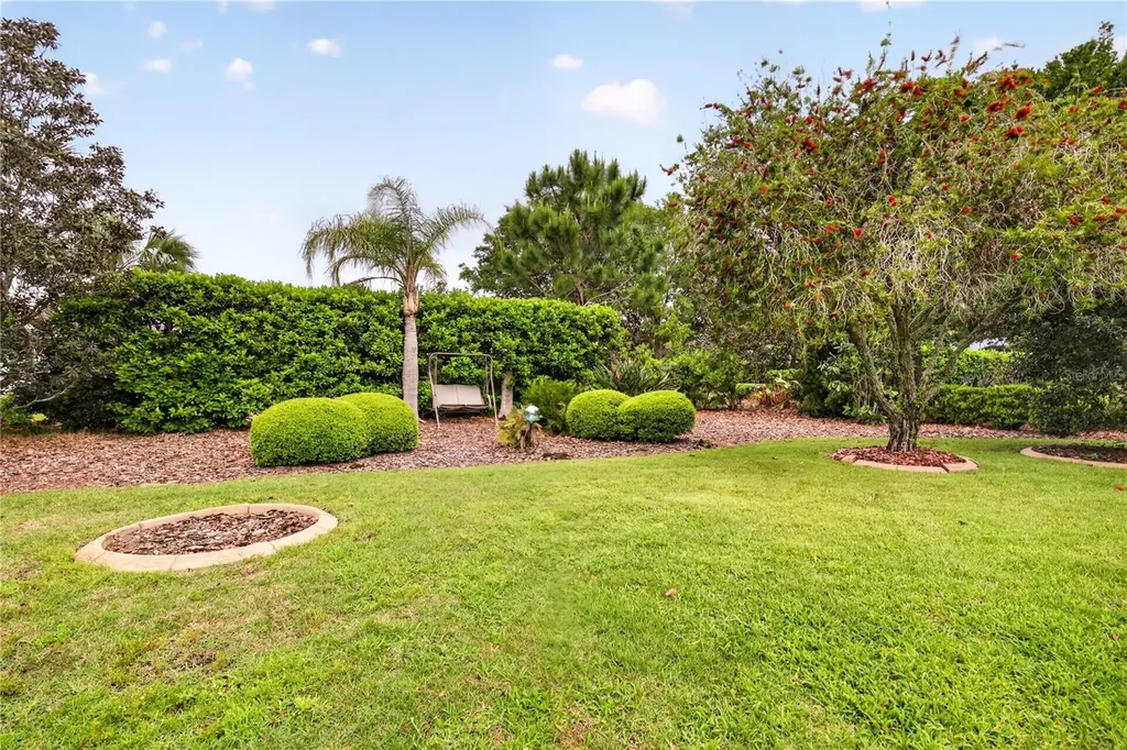 8927 Bridgeport Bay Circle Mount Dora FL 32757