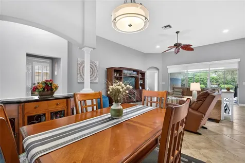 8927 Bridgeport Bay Circle Mount Dora FL 32757
