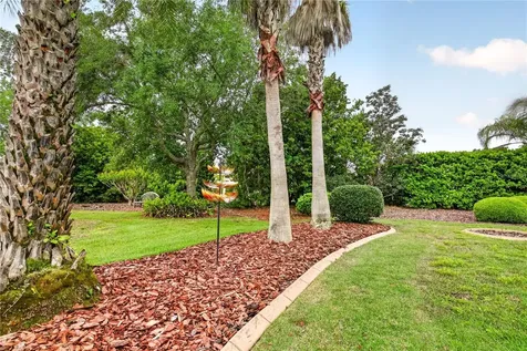 8927 Bridgeport Bay Circle Mount Dora FL 32757