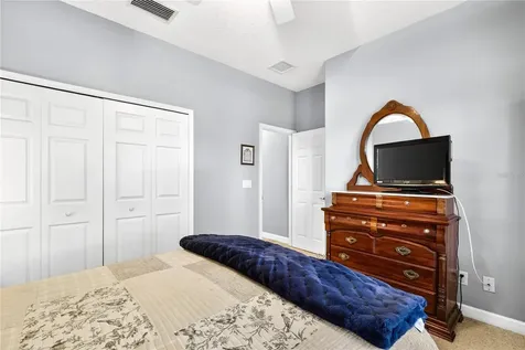 8927 Bridgeport Bay Circle Mount Dora FL 32757