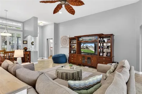8927 Bridgeport Bay Circle Mount Dora FL 32757