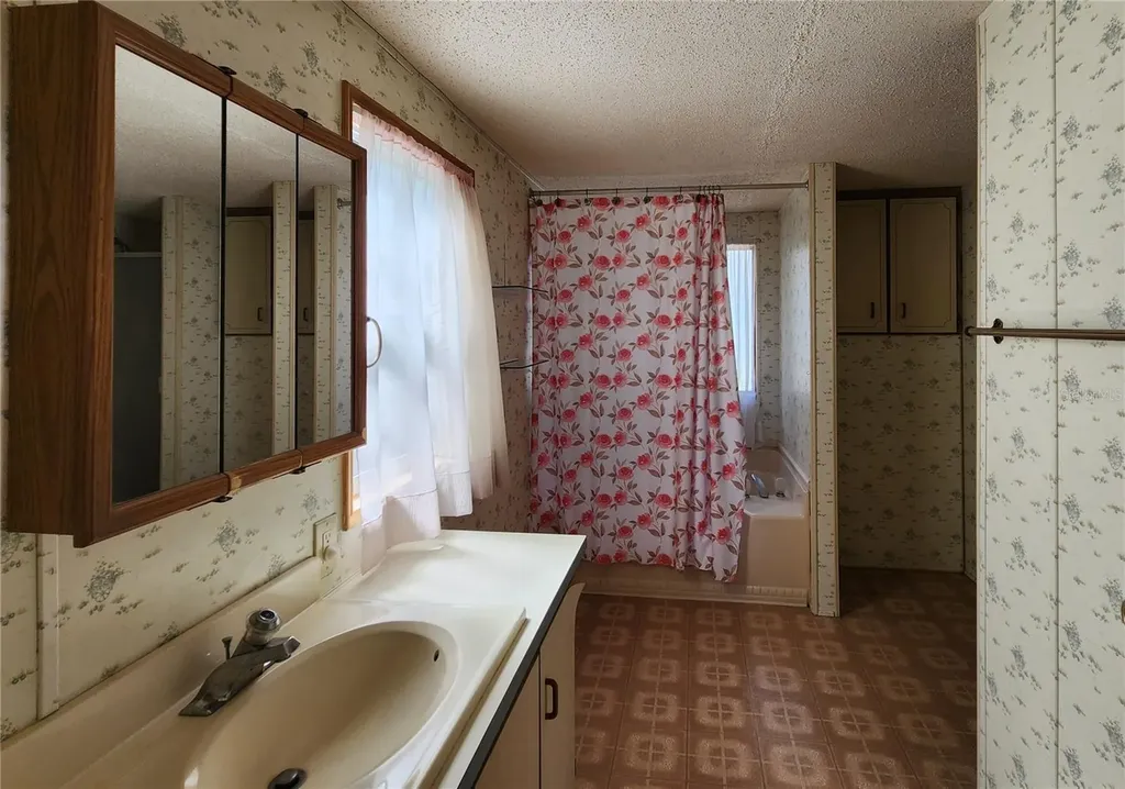 20916 County Road 44a Eustis FL 32736