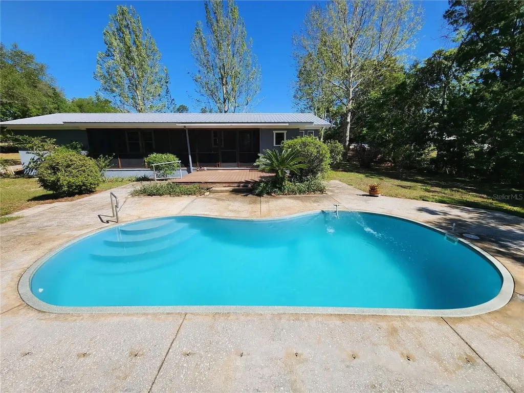 20916 County Road 44a Eustis FL 32736