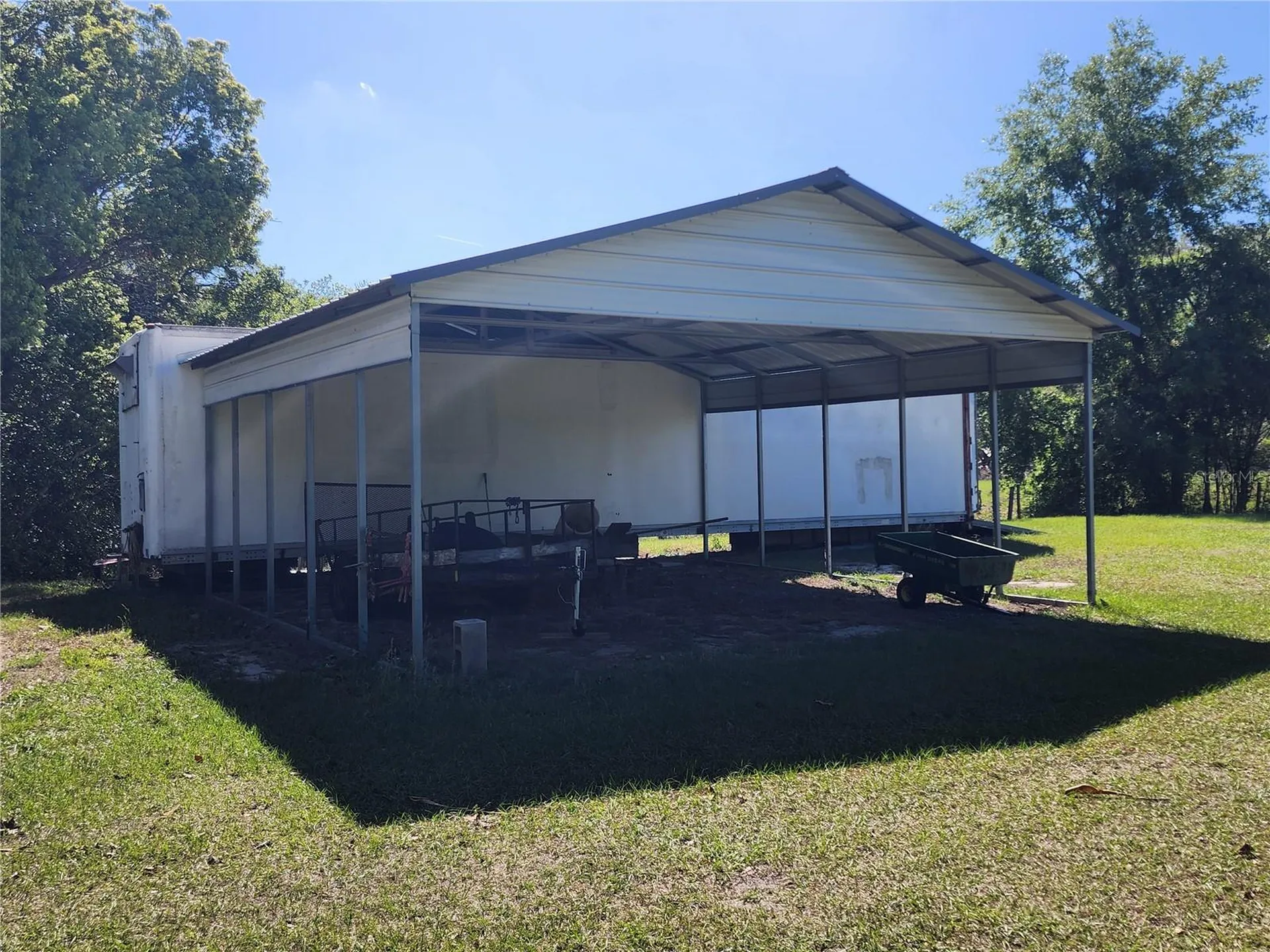20916 County Road 44a Eustis FL 32736