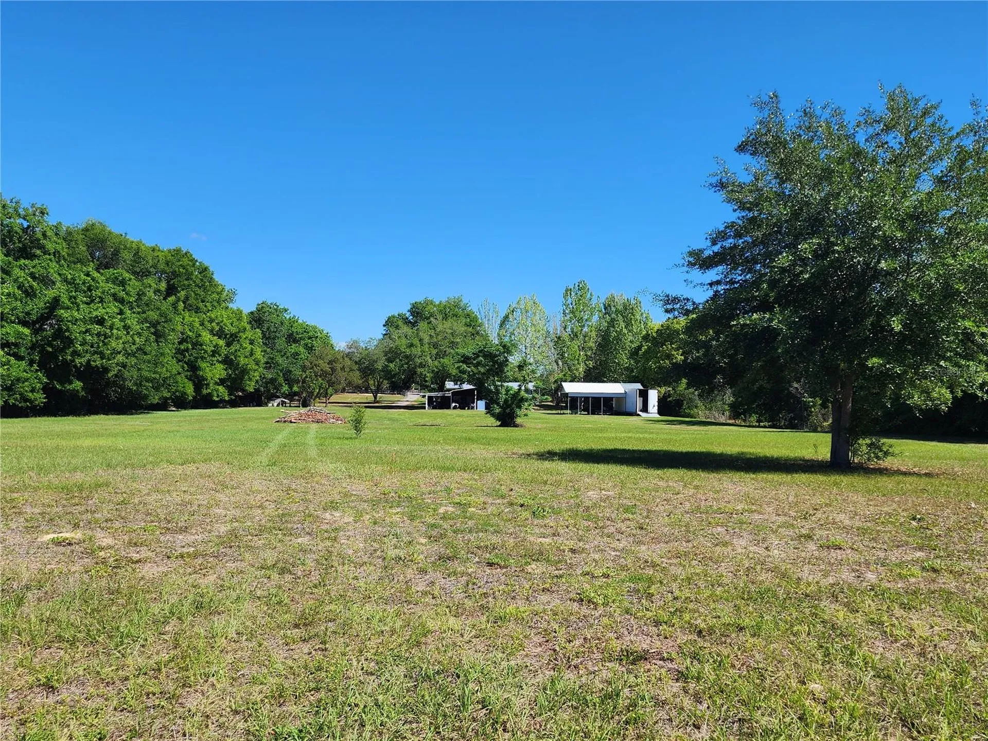 20916 County Road 44a Eustis FL 32736