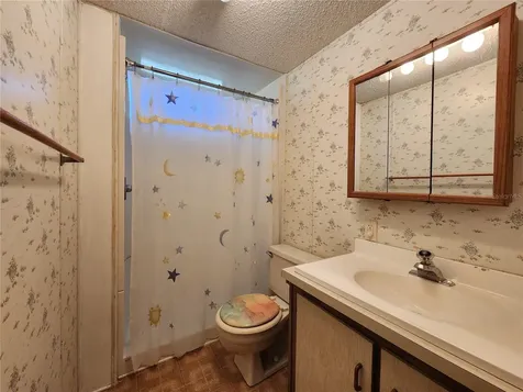 20916 County Road 44a Eustis FL 32736