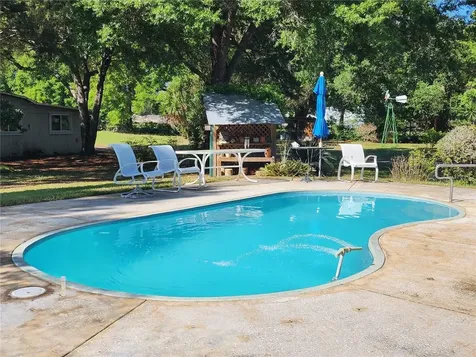 20916 County Road 44a Eustis FL 32736