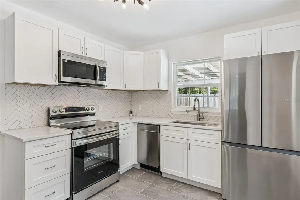 1911 Canton Street Orlando FL 32803