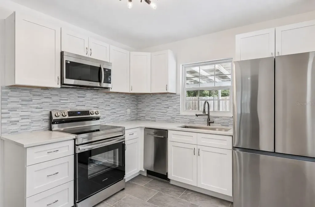 1911 Canton Street Orlando FL 32803