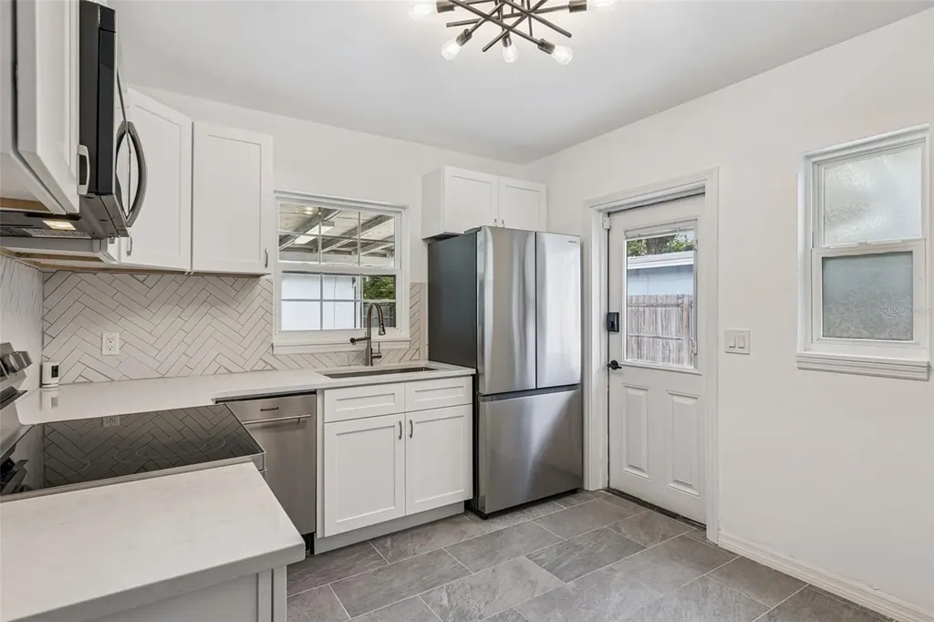 1911 Canton Street Orlando FL 32803