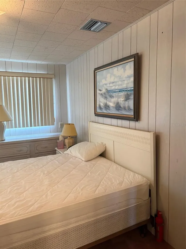10057 110th Place Largo FL 33773