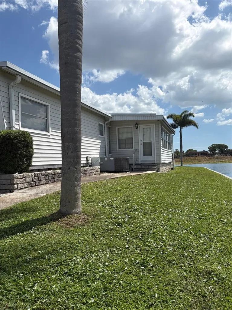 10057 110th Place Largo FL 33773