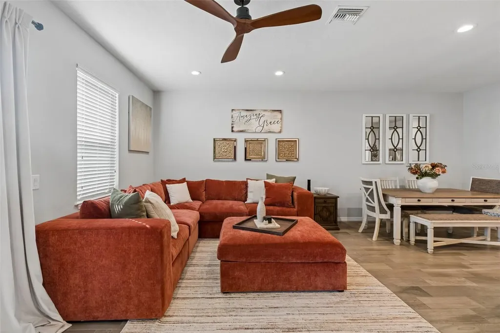 2064 Lake Waters Place Lutz FL 33558