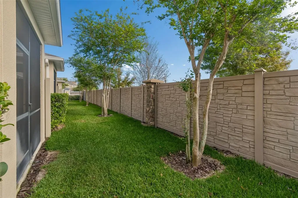 2064 Lake Waters Place Lutz FL 33558