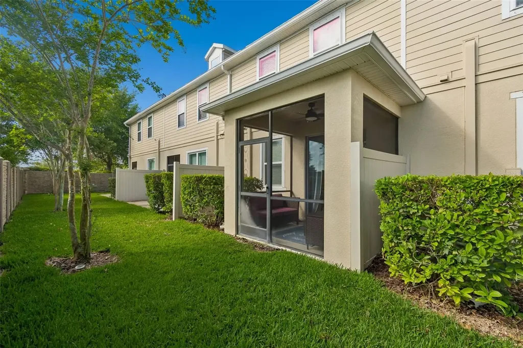 2064 Lake Waters Place Lutz FL 33558