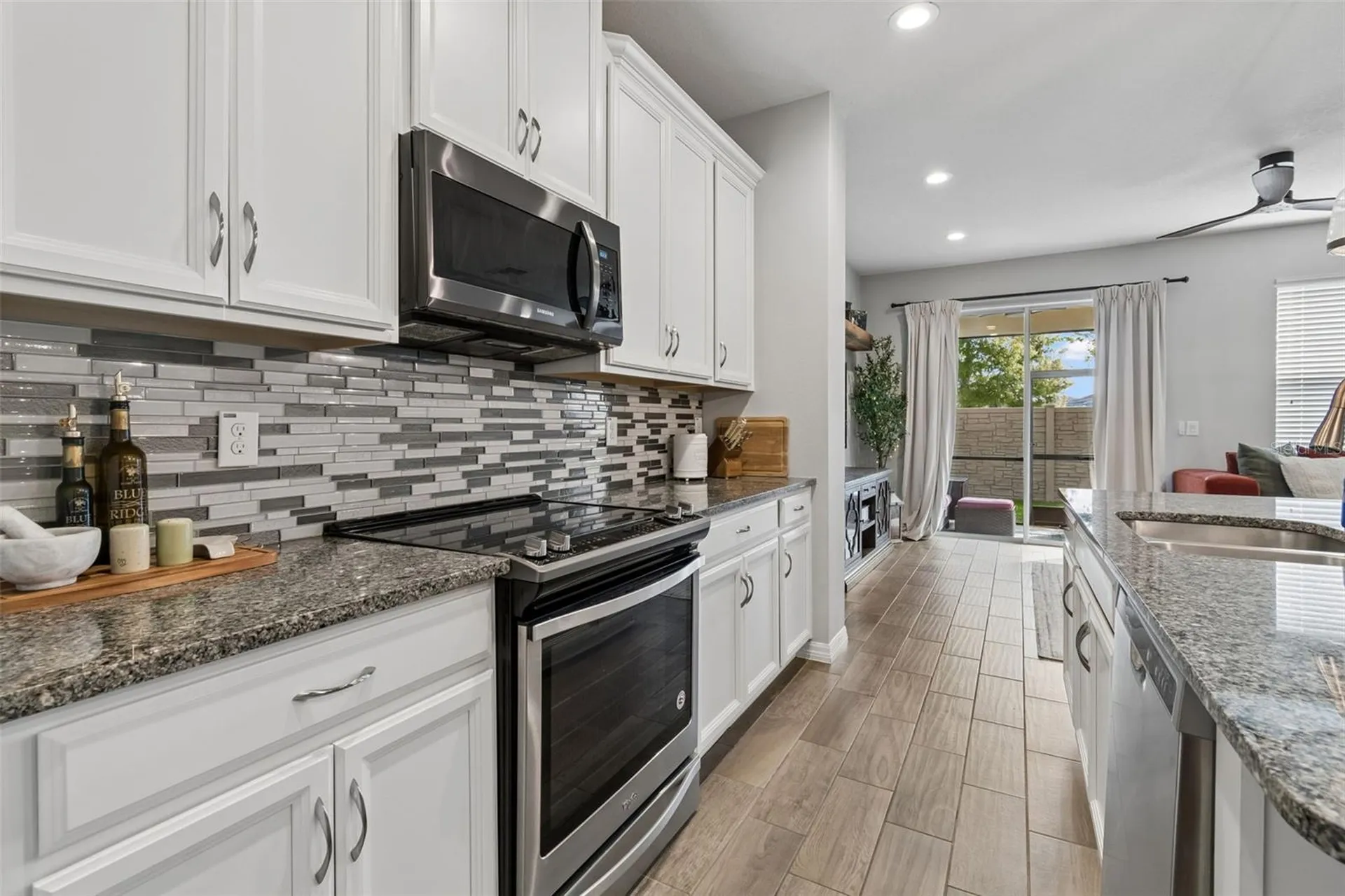 2064 Lake Waters Place Lutz FL 33558