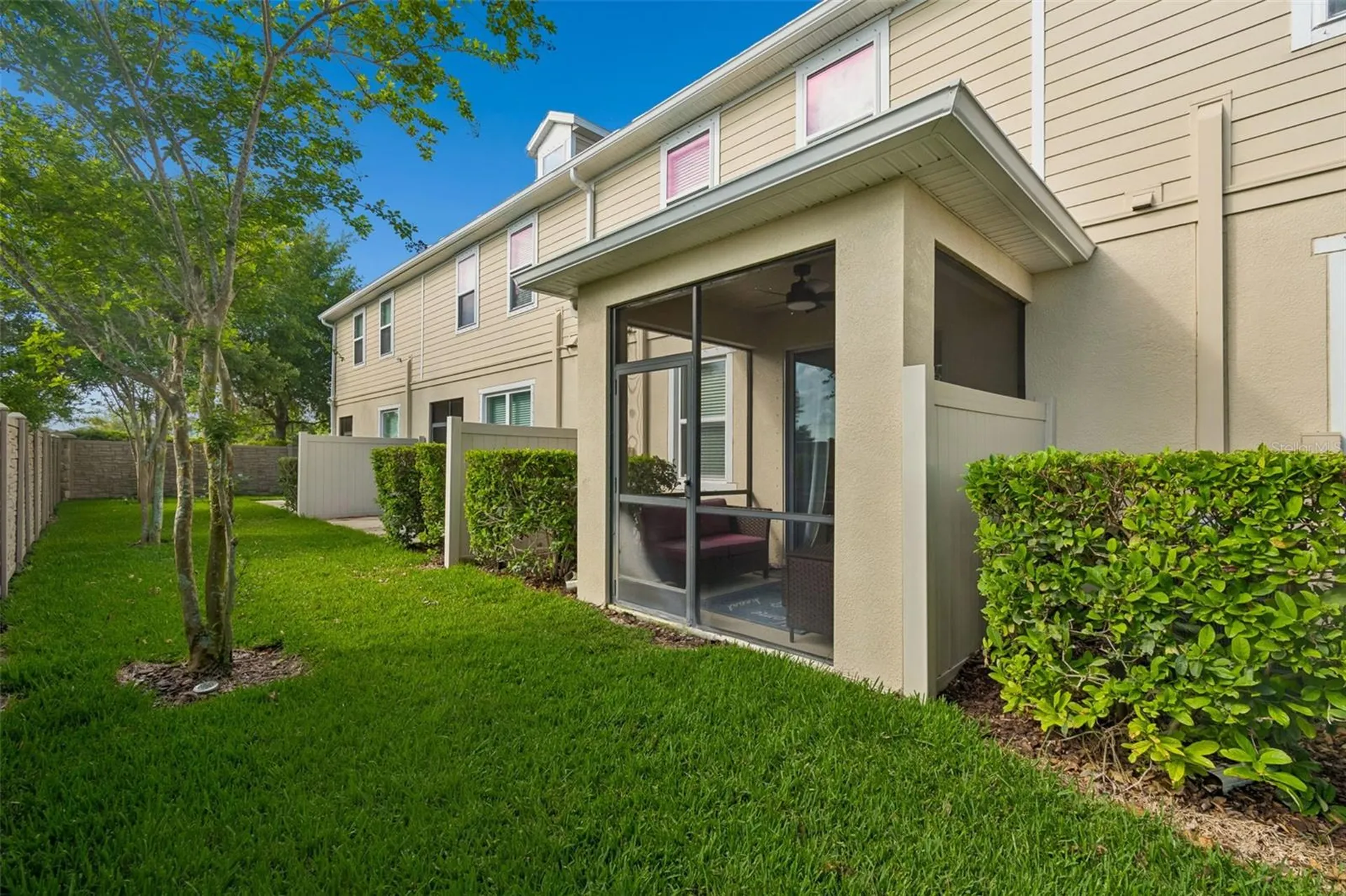 2064 Lake Waters Place Lutz FL 33558