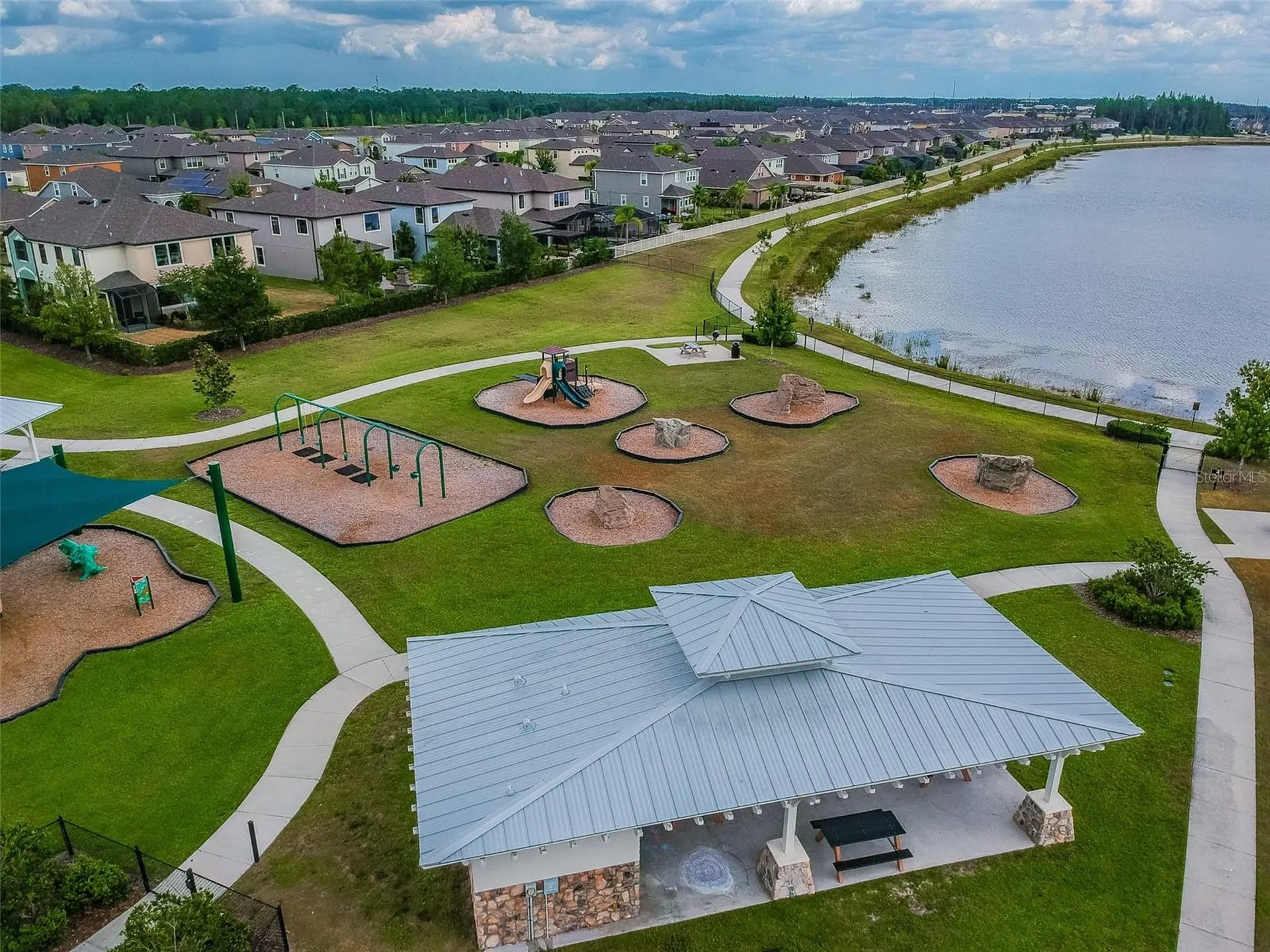 2064 Lake Waters Place Lutz FL 33558