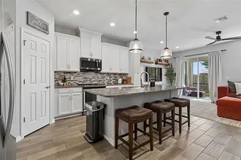 2064 Lake Waters Place Lutz FL 33558