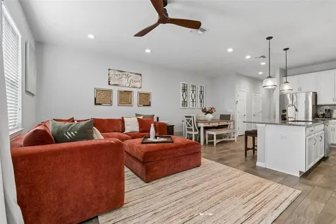 2064 Lake Waters Place Lutz FL 33558