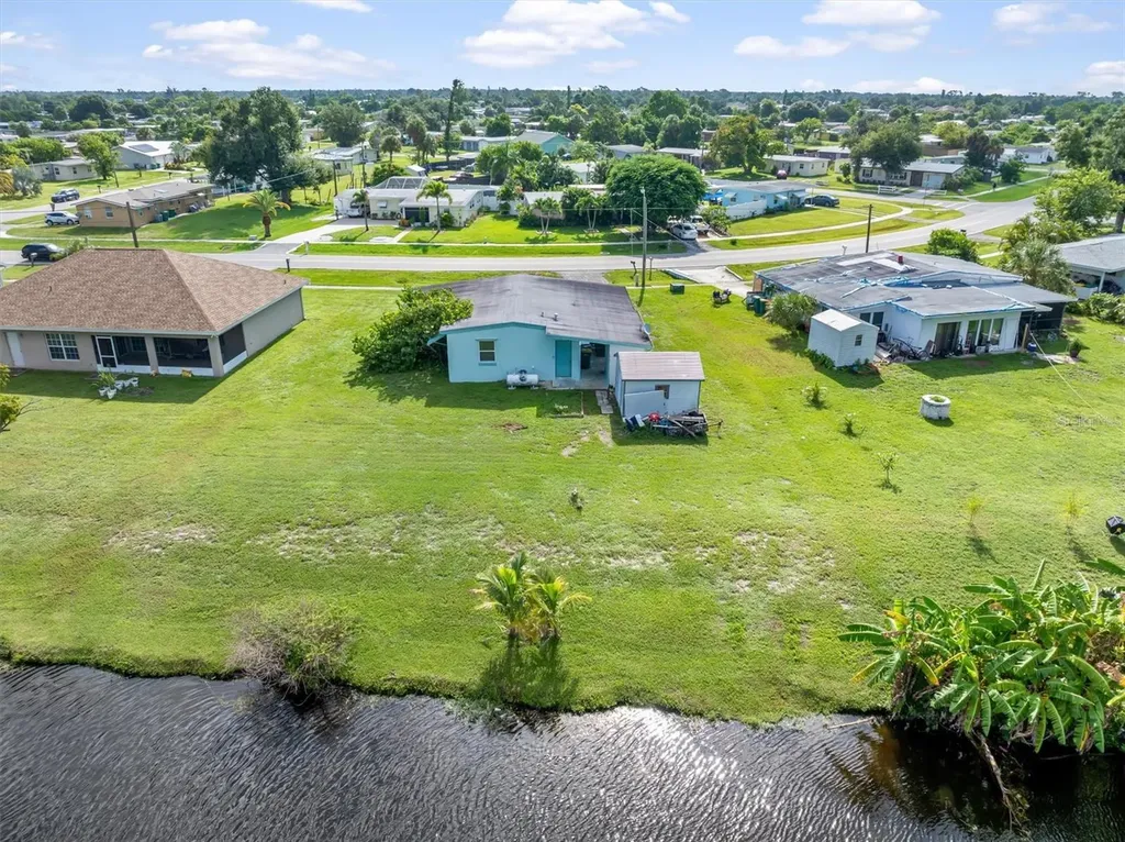 3107 Easy Street Port Charlotte FL 33952