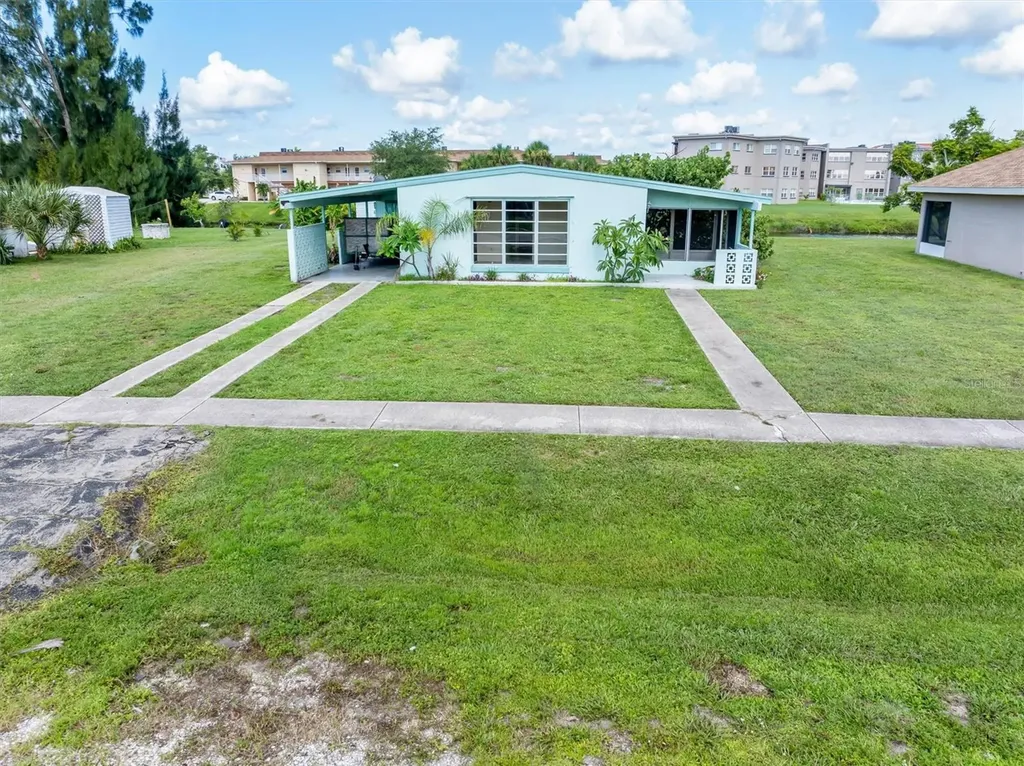 3107 Easy Street Port Charlotte FL 33952