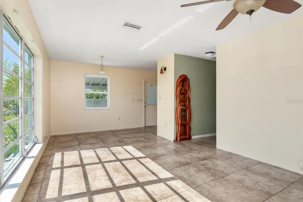 3107 Easy Street Port Charlotte FL 33952
